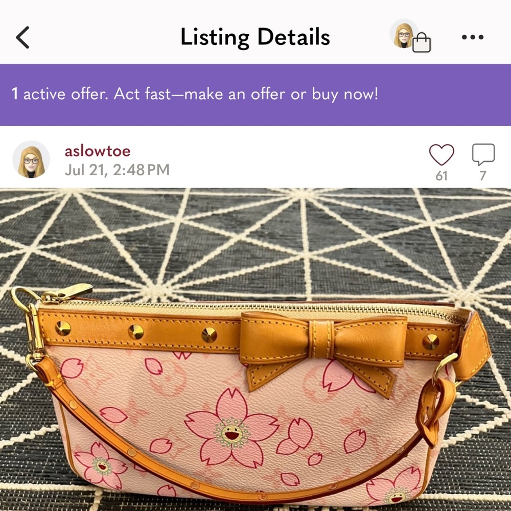What a real Murikami Cherry Blossom Pochette looks like